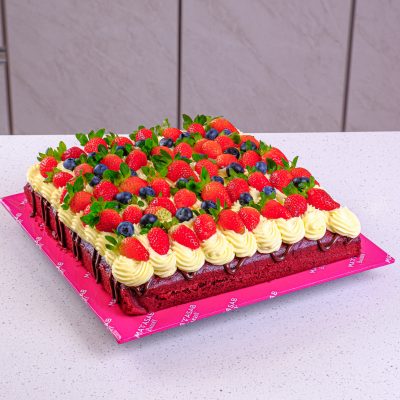 Red Velvet Std 10 Inci With Berries Mamasab