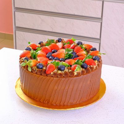 Whole Cake Choc Madness With Berries Mamasab