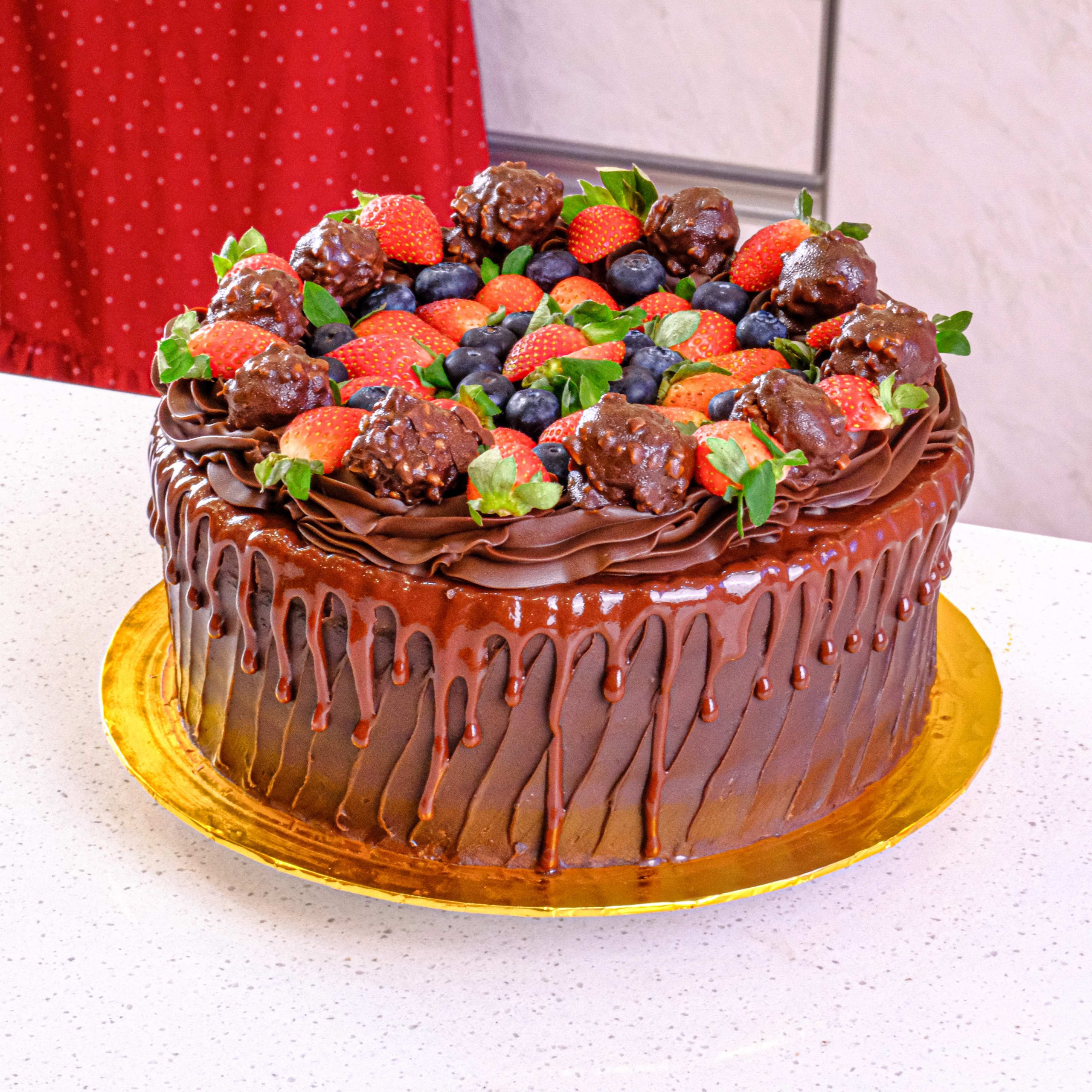 Whole Cake Crazy Rich Chocolate (9 Inci) With Berries Mamasab