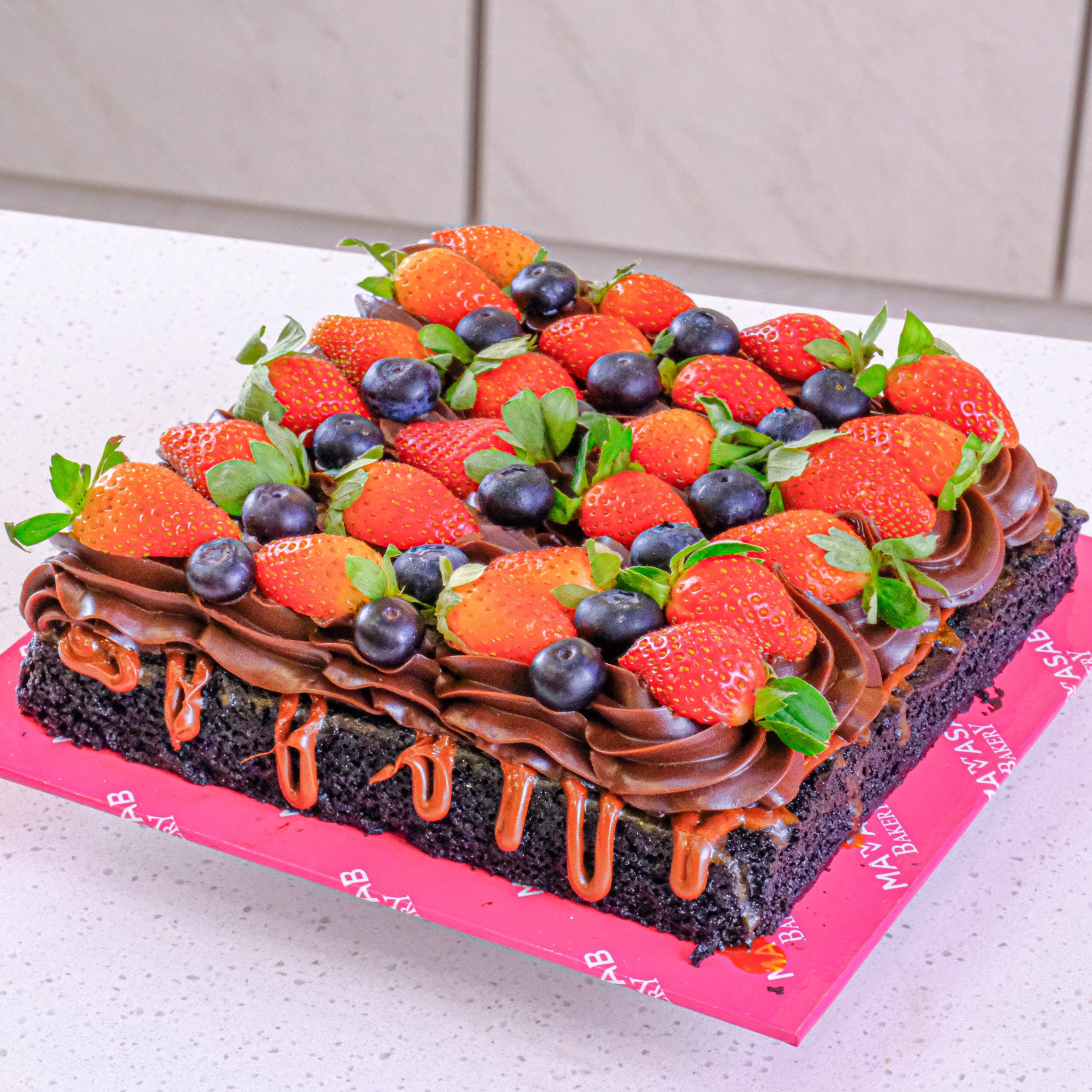 HCC No Cheese 7 Inci With Berries Mamasab